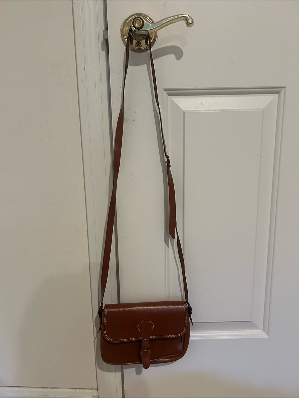Smooth Brown Leather Crossbody Saddle Bag